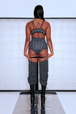 Women CXIX Leggings & Bikers*119 Chaps - Black With Print