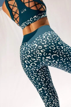 Women CXIX Gecko Grip™ Apparel*Gecko Grip™ Leggings: Twilight Leopard